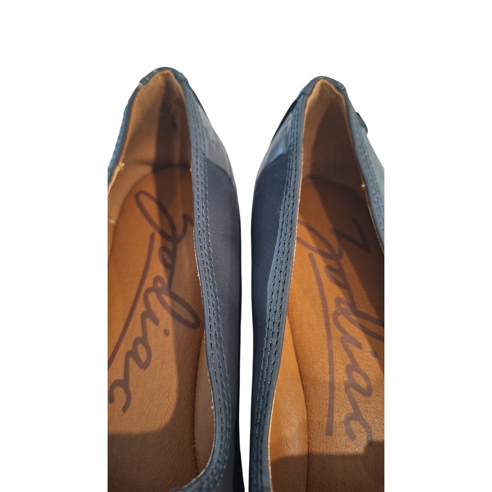 Zodiac Gray Patent Leather Mary Jane Flats size 8 - Picture 5 of 9